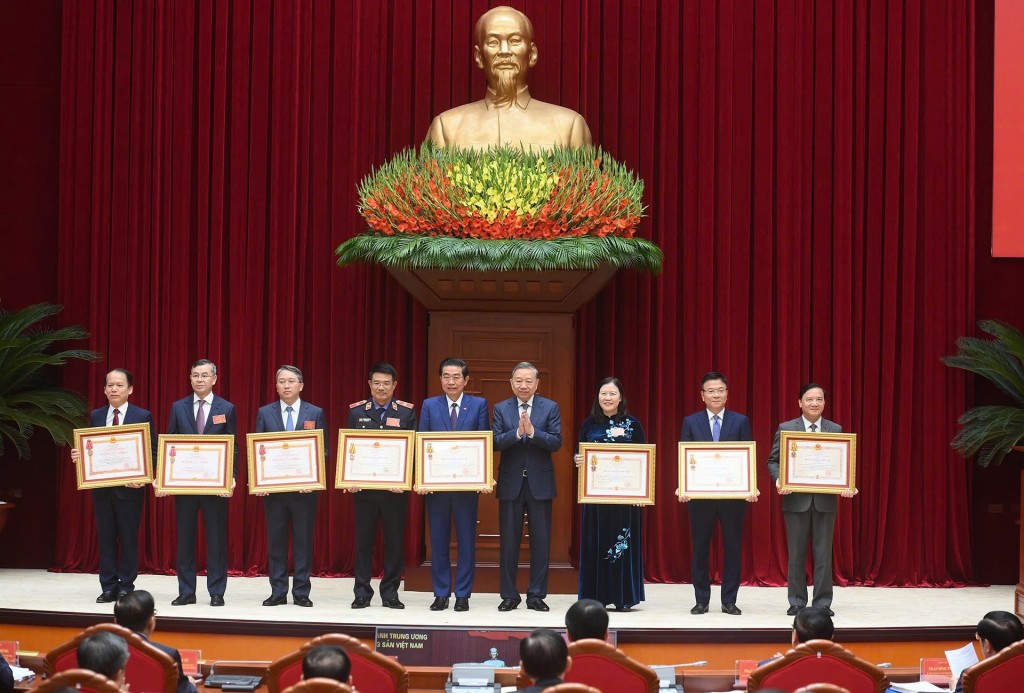 Hội nghị toàn quốc tổng kết công tác phòng, chống tham nhũng, lãng phí, tiêu cực nhiệm kỳ Đại hội XIII của Đảng