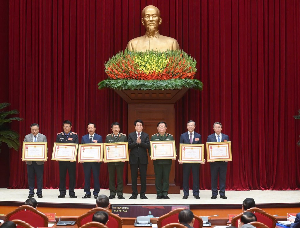 Hội nghị toàn quốc tổng kết công tác phòng, chống tham nhũng, lãng phí, tiêu cực nhiệm kỳ Đại hội XIII của Đảng