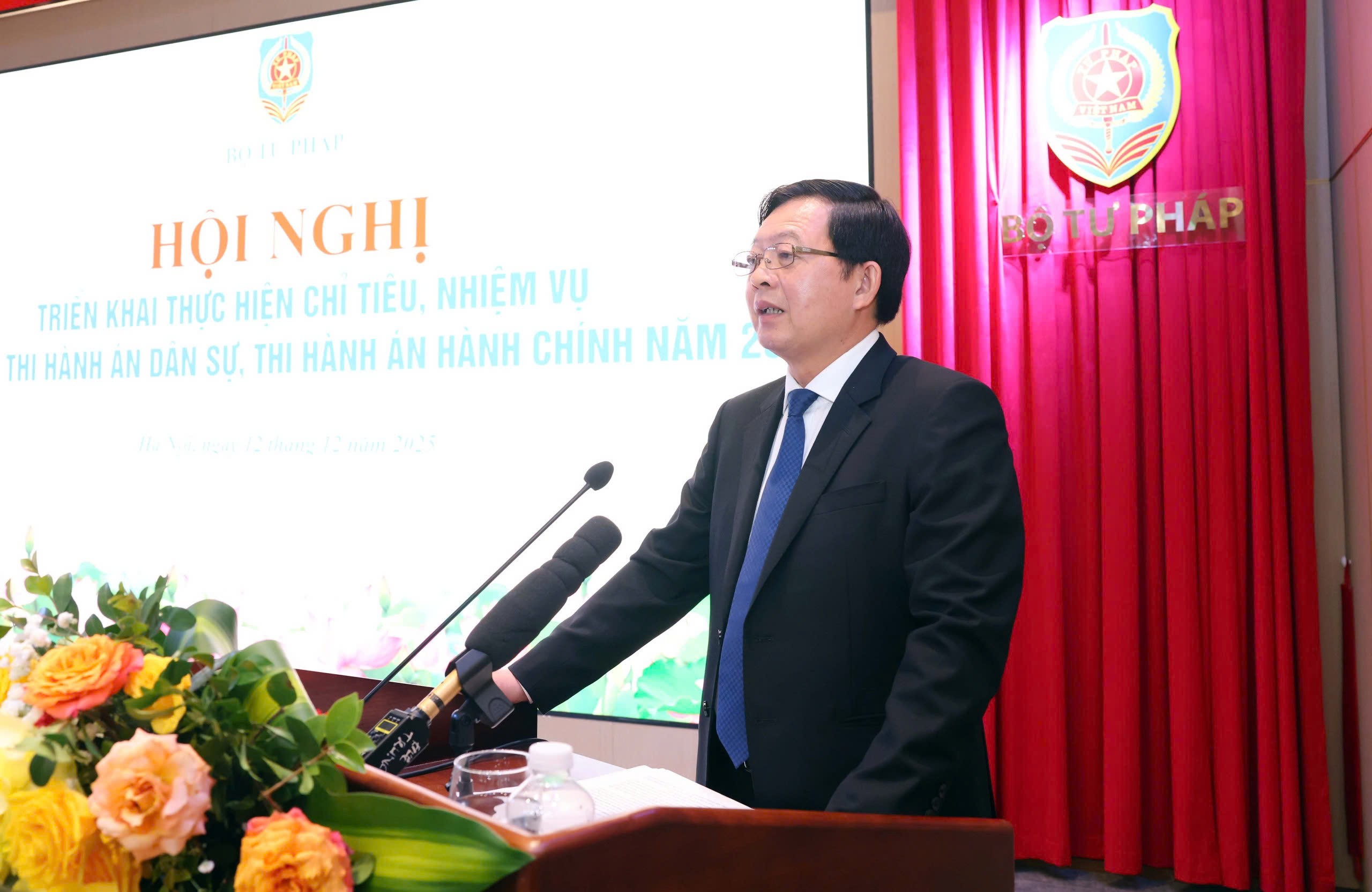 Đổi mới công tác thi hành án dân sự phục vụ cho sự phát triển của đất nước