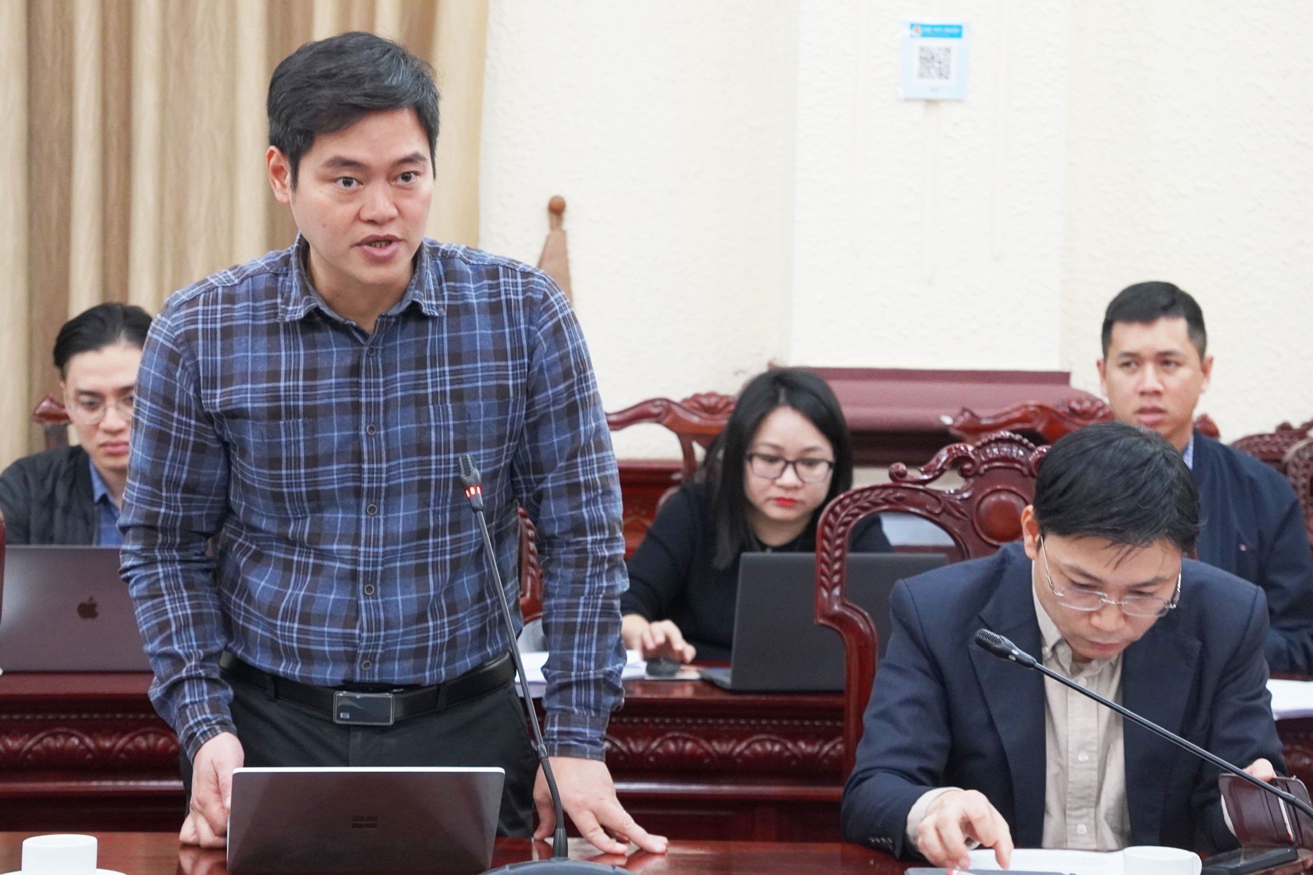 Hoàn thiện dự thảo Báo cáo tổng rà soát thủ tục hành chính ở 03 cấp chính quyền