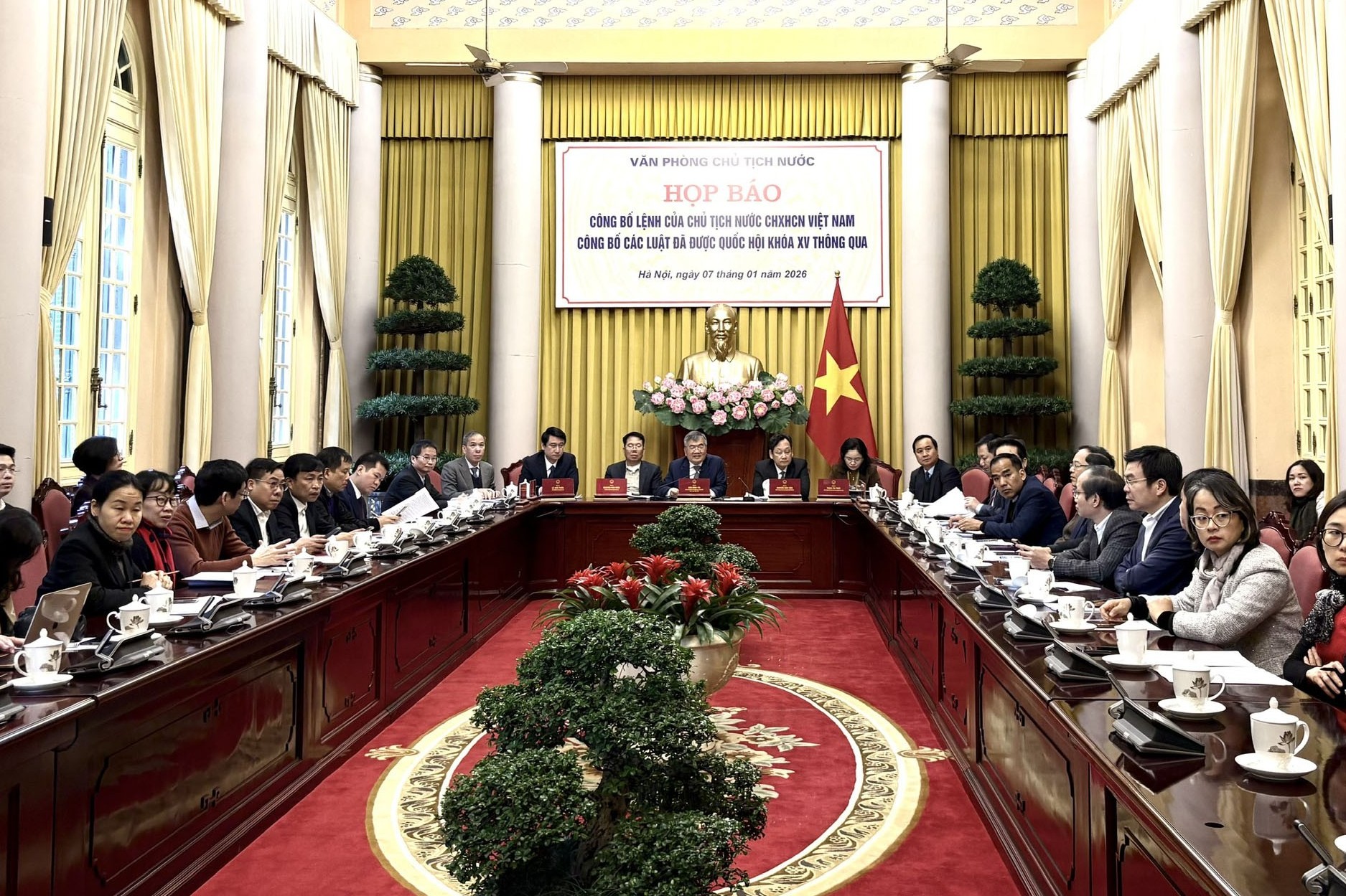 Công bố lệnh của Chủ tịch nước về 12 luật đã được Quốc hội thông qua tại Kỳ họp thứ 10