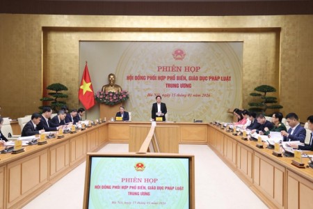 Đưa pháp luật vào đời sống bằng cách làm sinh động