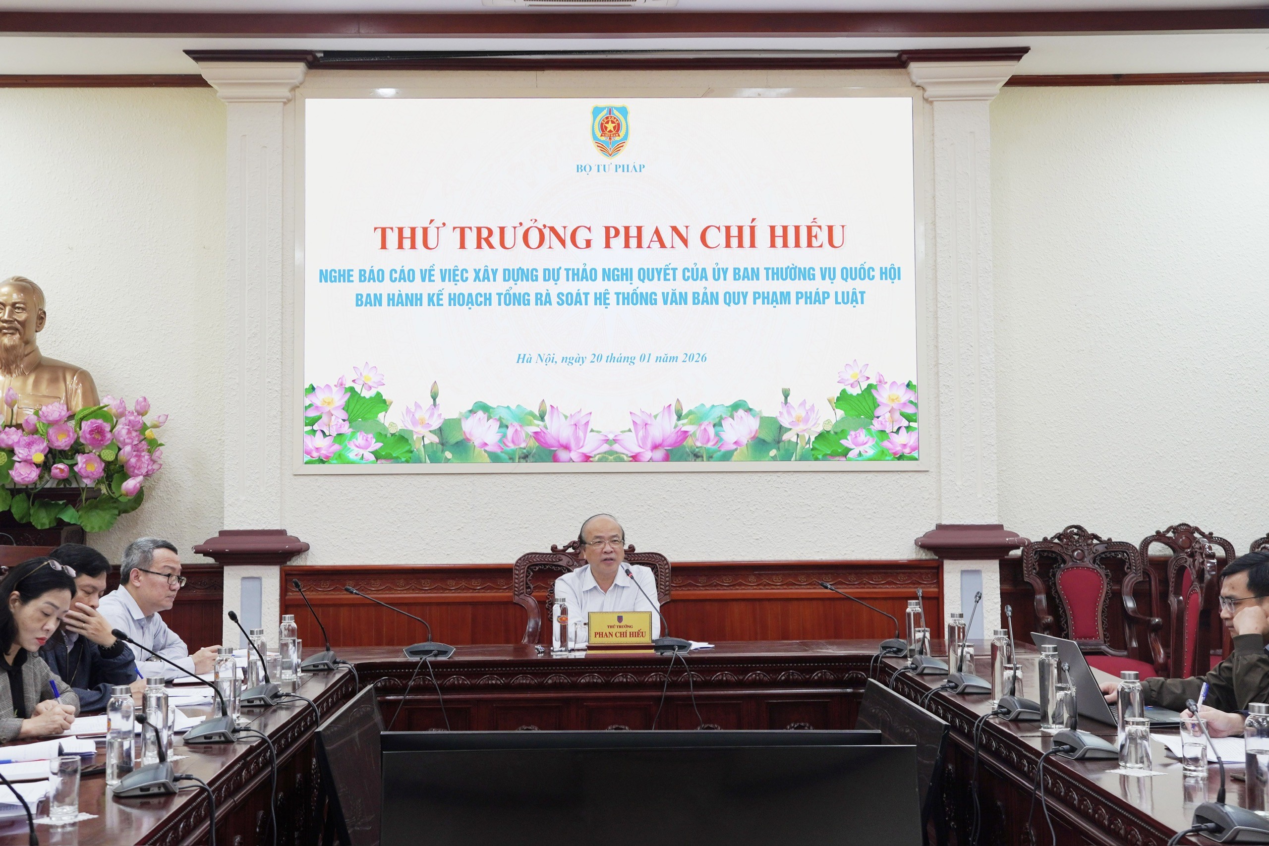 Thực hiện hiệu quả kế hoạch tổng rà soát hệ thống văn bản quy phạm pháp luật