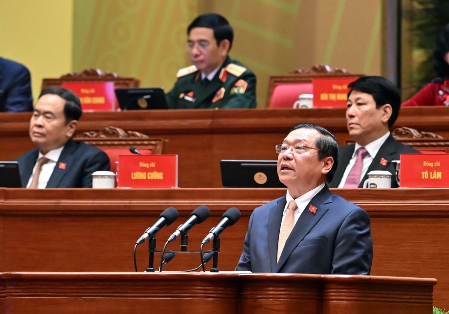 Công tác chính trị, tư tưởng phải "đi trước mở đường, dẫn dắt và đóng vai trò chủ công"