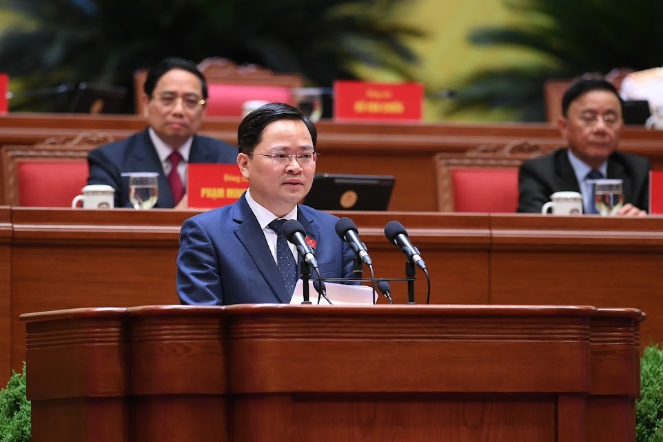 Ủy viên Trung ương Đảng, Phó Trưởng Ban Chính sách, chiến lược Trung ương Nguyễn Anh Tuấn tham luận về vấn đề “Các giải pháp chiến lược nhằm tăng trưởng kinh tế 2 con số trong giai đoạn mới 2026-2030”