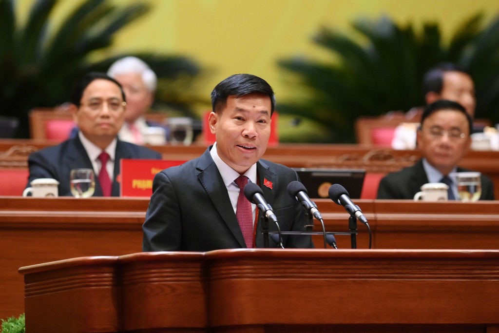 Ủy viên Trung ương Đảng, Phó Bí thư Thường trực Đảng ủy, Thứ trưởng Bộ Ngoại giao Nguyễn Mạnh Cường tham luận tại Đại hội