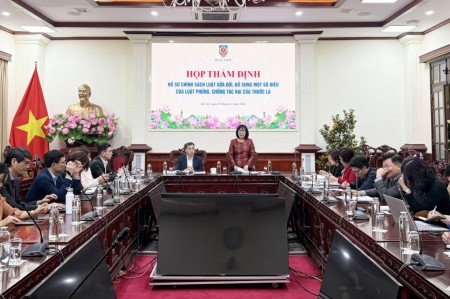 Nghiên cứu chính sách "cấm theo thế hệ" bảo vệ tương lai khỏi tác hại thuốc lá