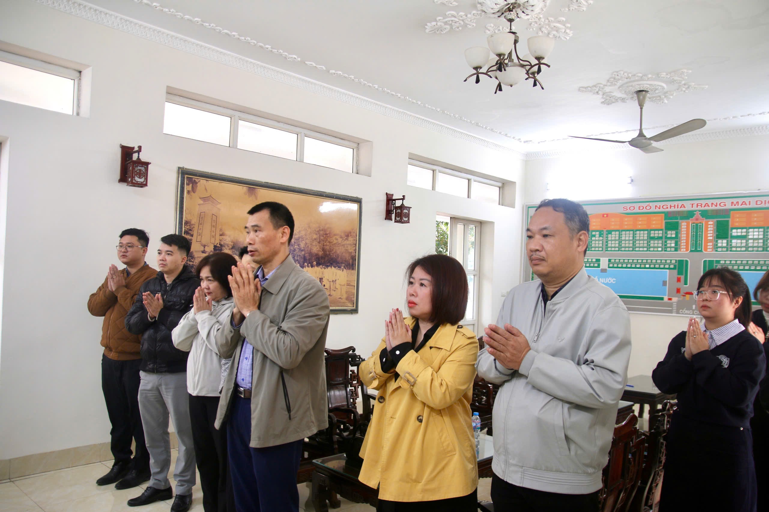 Tạp chí Dân chủ và Pháp luật dâng hương tri ân các anh hùng liệt sỹ nhân dịp Xuân Bính Ngọ năm 2026