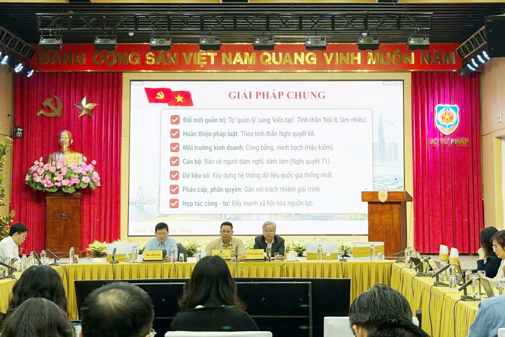 Tăng cường 'nội lực vật chất' và củng cố 'nội lực tinh thần'