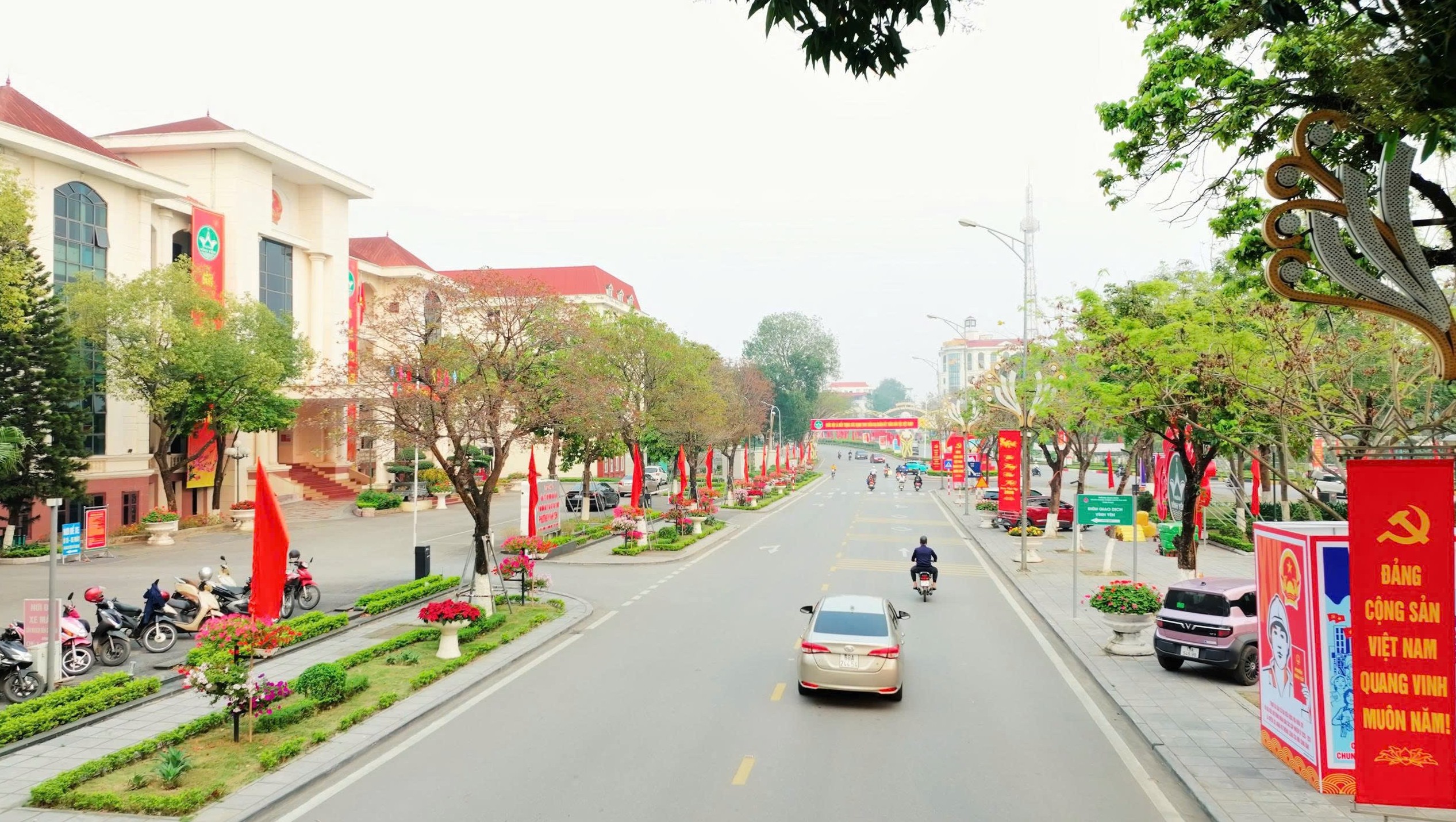 Cử tri cả nước hướng về Ngày bầu cử với niềm tin và kỳ vọng