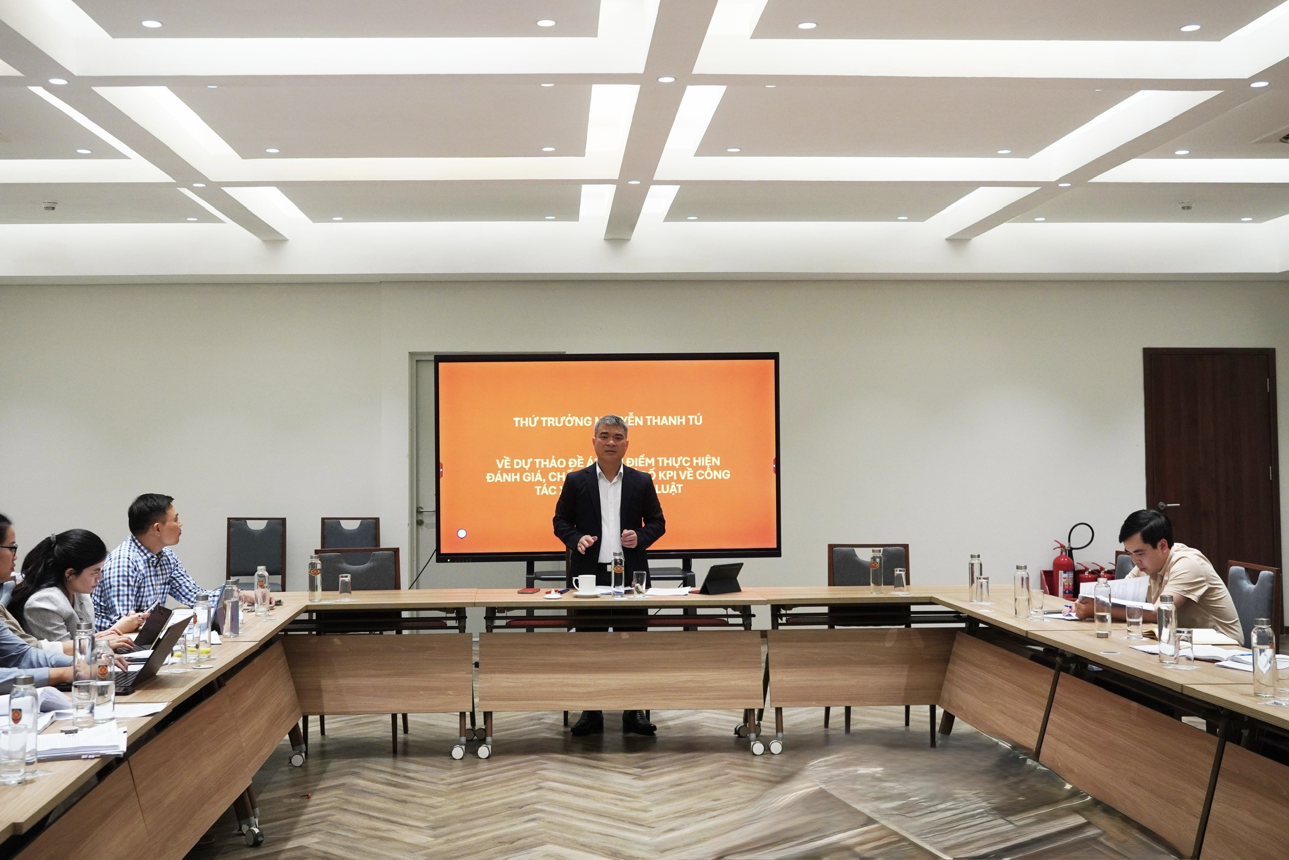 Thí điểm đánh giá, chấm điểm chỉ số KPI về công tác xây dựng pháp luật