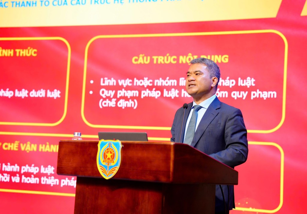 Hoàn thiện thể chế trong kỷ nguyên mới: Nhìn lại 1 năm công tác tham mưu Nghị quyết số 66-NQ/TW