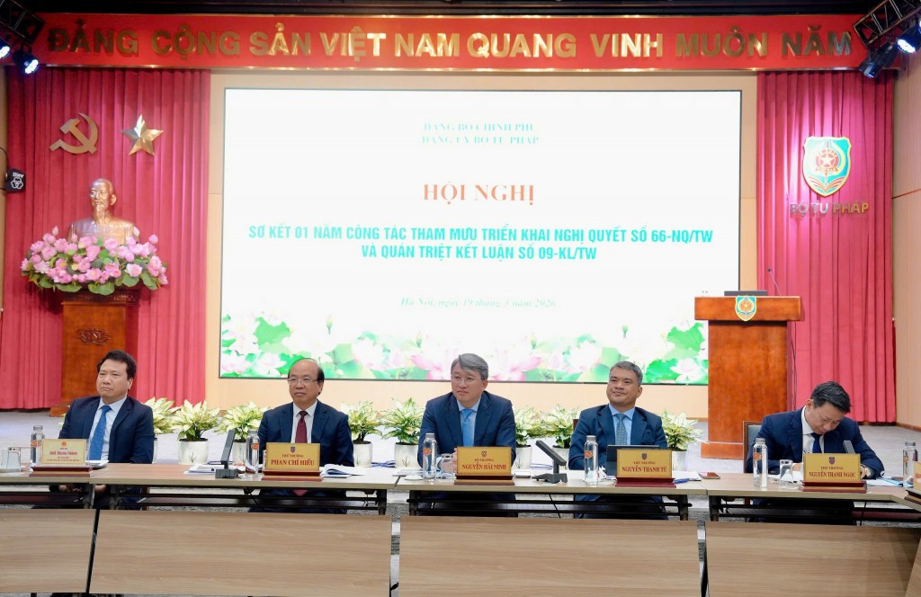 Hoàn thiện thể chế trong kỷ nguyên mới: Nhìn lại 1 năm công tác tham mưu Nghị quyết số 66-NQ/TW