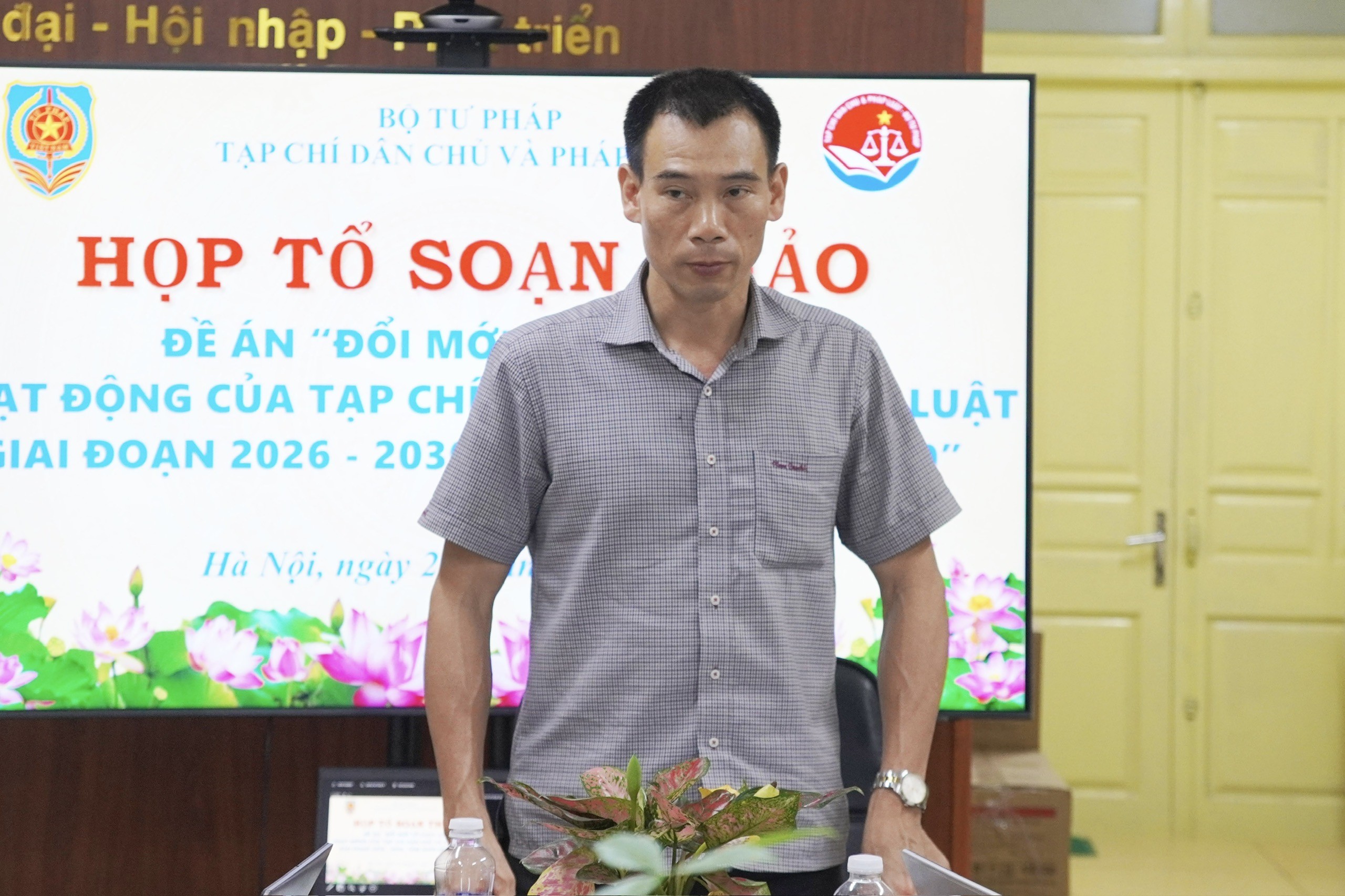 Đổi mới Tạp chí Dân chủ và Pháp luật theo hướng chuyên nghiệp, hiện đại, đa phương tiện