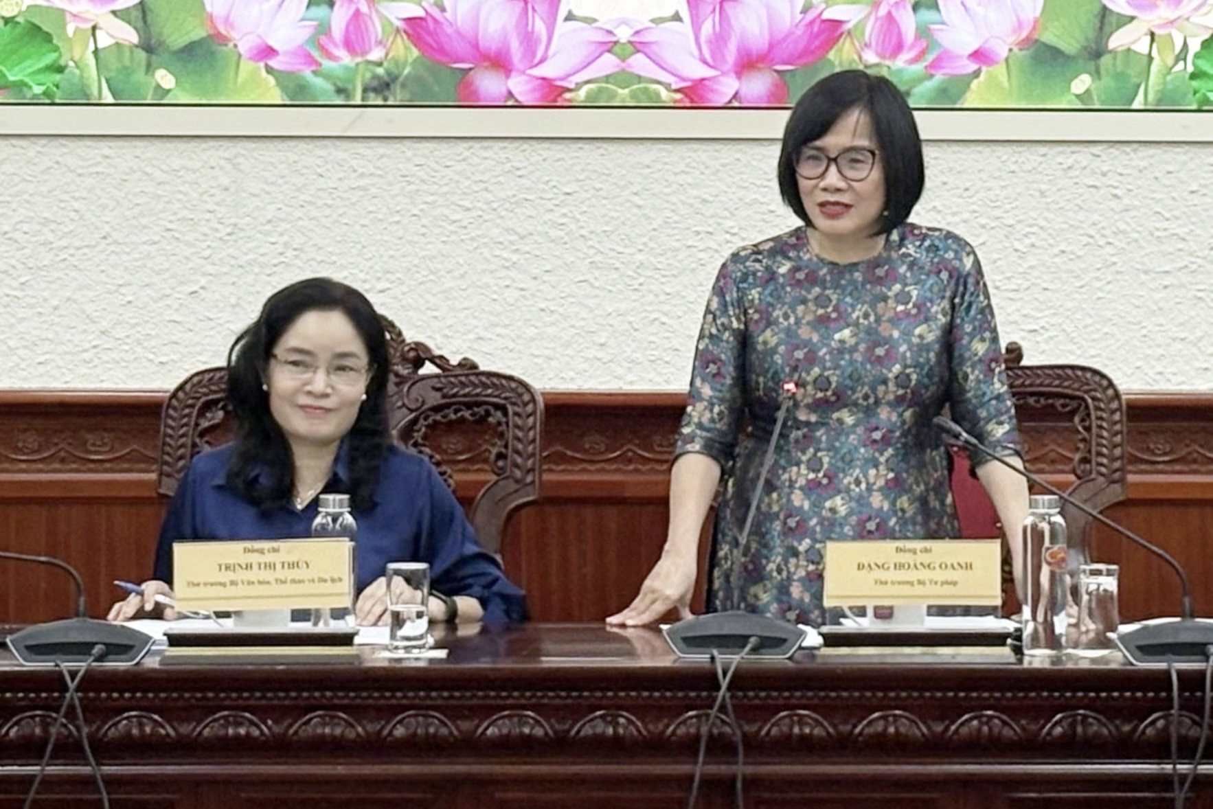 Xây dựng cơ chế, chính sách đột phá phát triển văn hóa Việt Nam