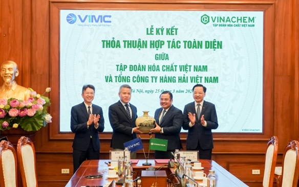 Bước tiến chiến lược: Vinachem bắt tay VIMC, tối ưu hóa chuỗi cung ứng và khẳng định vị thế dẫn dắt