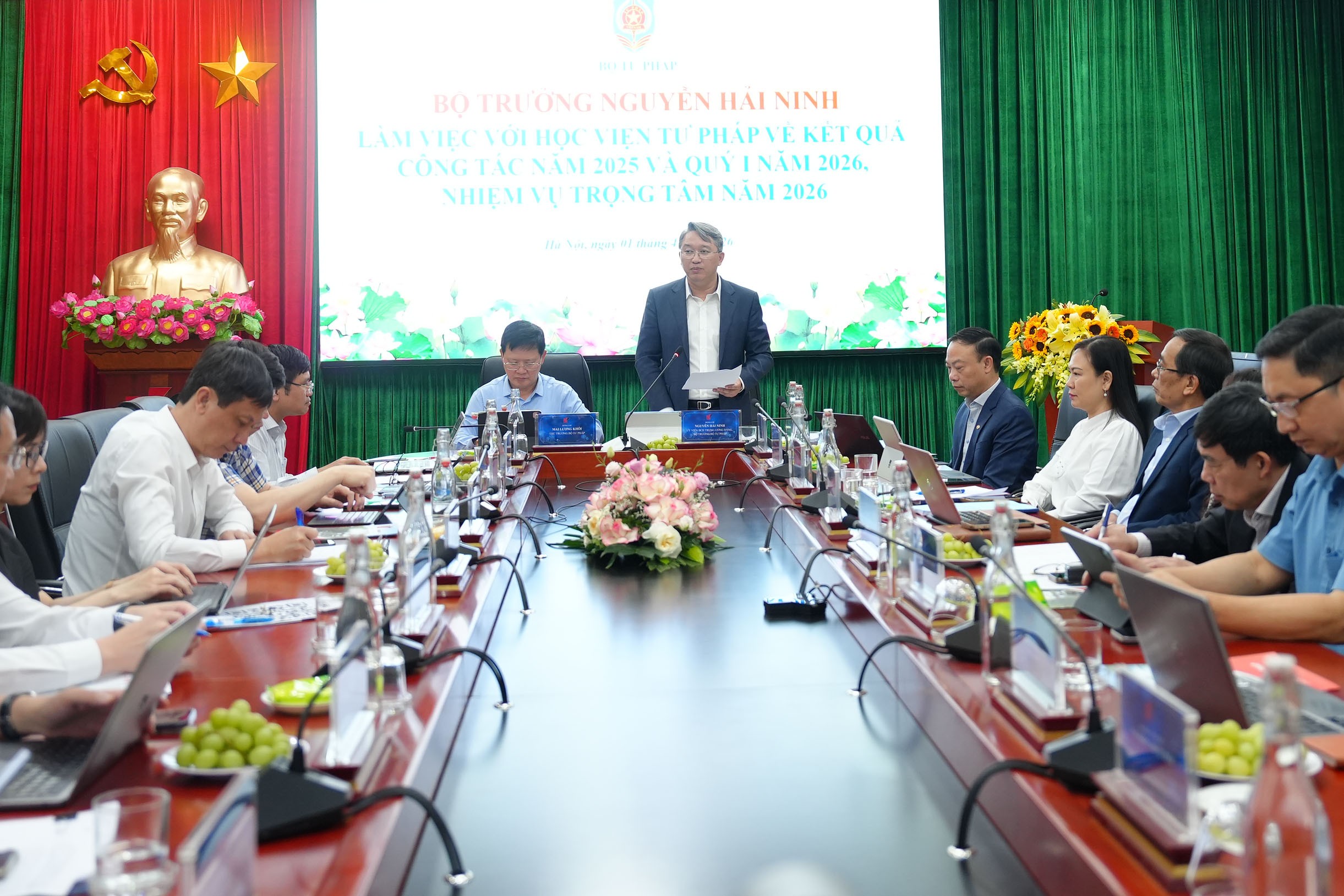 Bộ trưởng Bộ Tư pháp Nguyễn Hải Ninh: Học viện Tư pháp cần đổi mới mạnh mẽ tư duy trong triển khai thực hiện nhiệm vụ, gắn với yêu cầu của “kỷ nguyên mới”