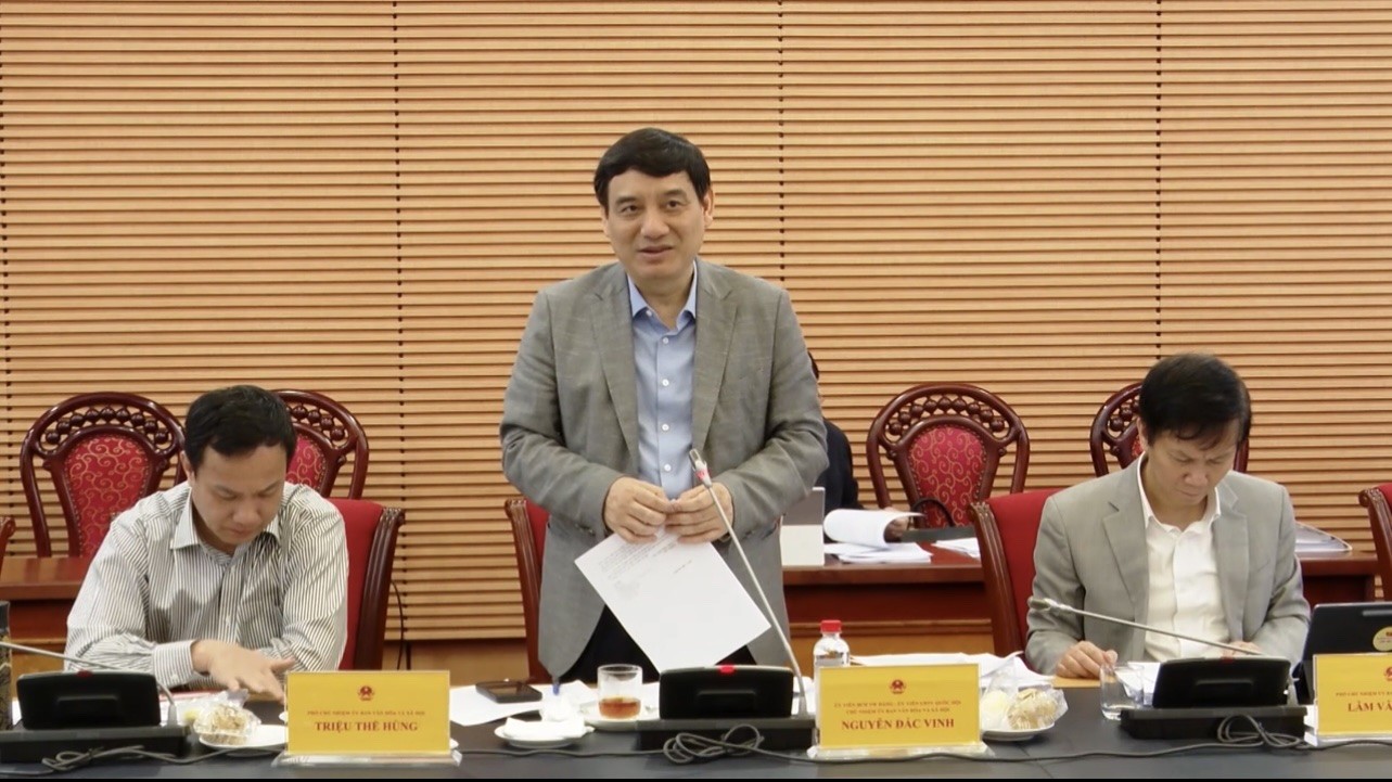 Tiếp tục rà soát, hoàn thiện dự án Luật Tín ngưỡng, tôn giáo bảo đảm phù hợp, thống nhất, khả thi