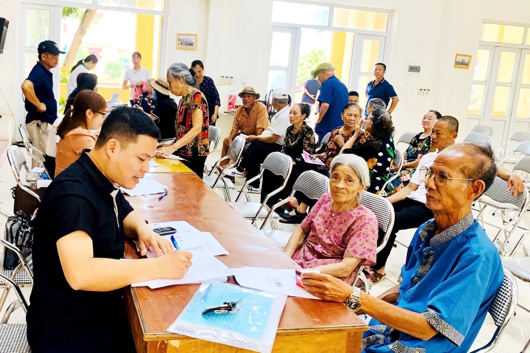 Nâng cao hiệu quả hoạt động trợ giúp pháp lý cho người nghèo trong bối cảnh mới