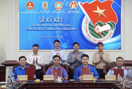 Tăng cường phối hợp công tác đoàn và phong trào thanh niên trong các cơ quan Khối Nội chính