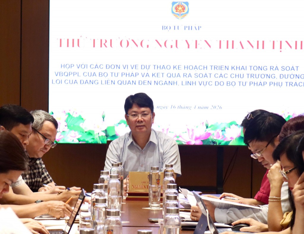 Phát huy vai trò nòng cốt của Bộ Tư pháp trong tổng rà soát hệ thống văn bản quy phạm pháp luật