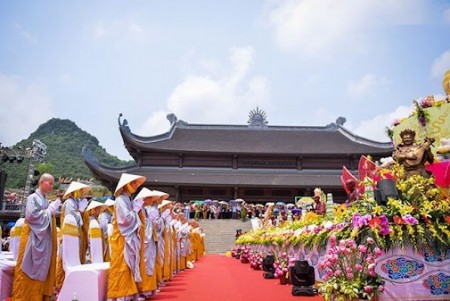 Thực hiện các chính sách quản lý nhà nước về tôn giáo từ thực tiễn phường Hạc Thành, tỉnh Thanh Hóa