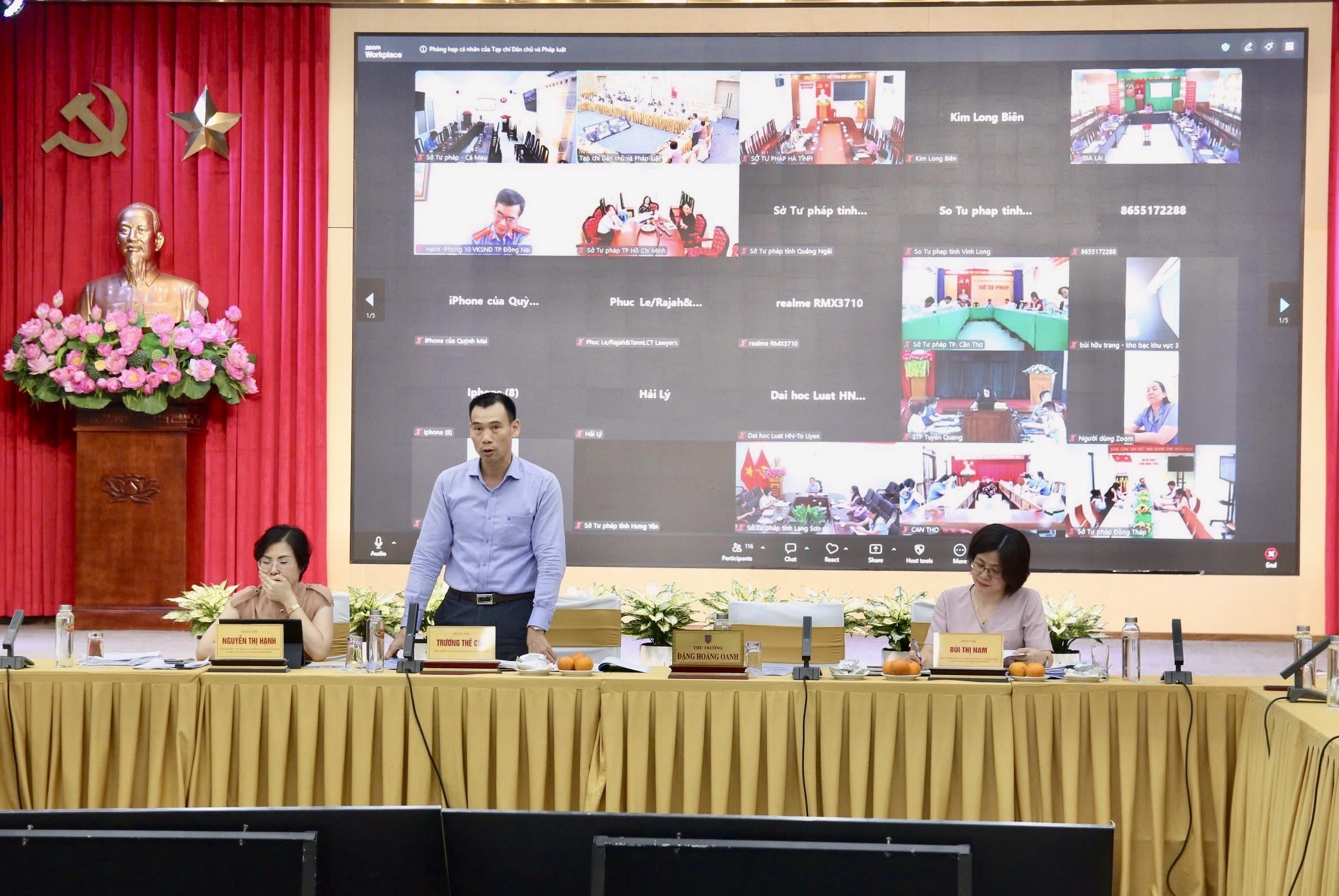 Thống nhất thủ tục ban hành quyết định hành chính, bảo đảm nền hành chính hiện đại, liêm chính, phục vụ và hiệu quả