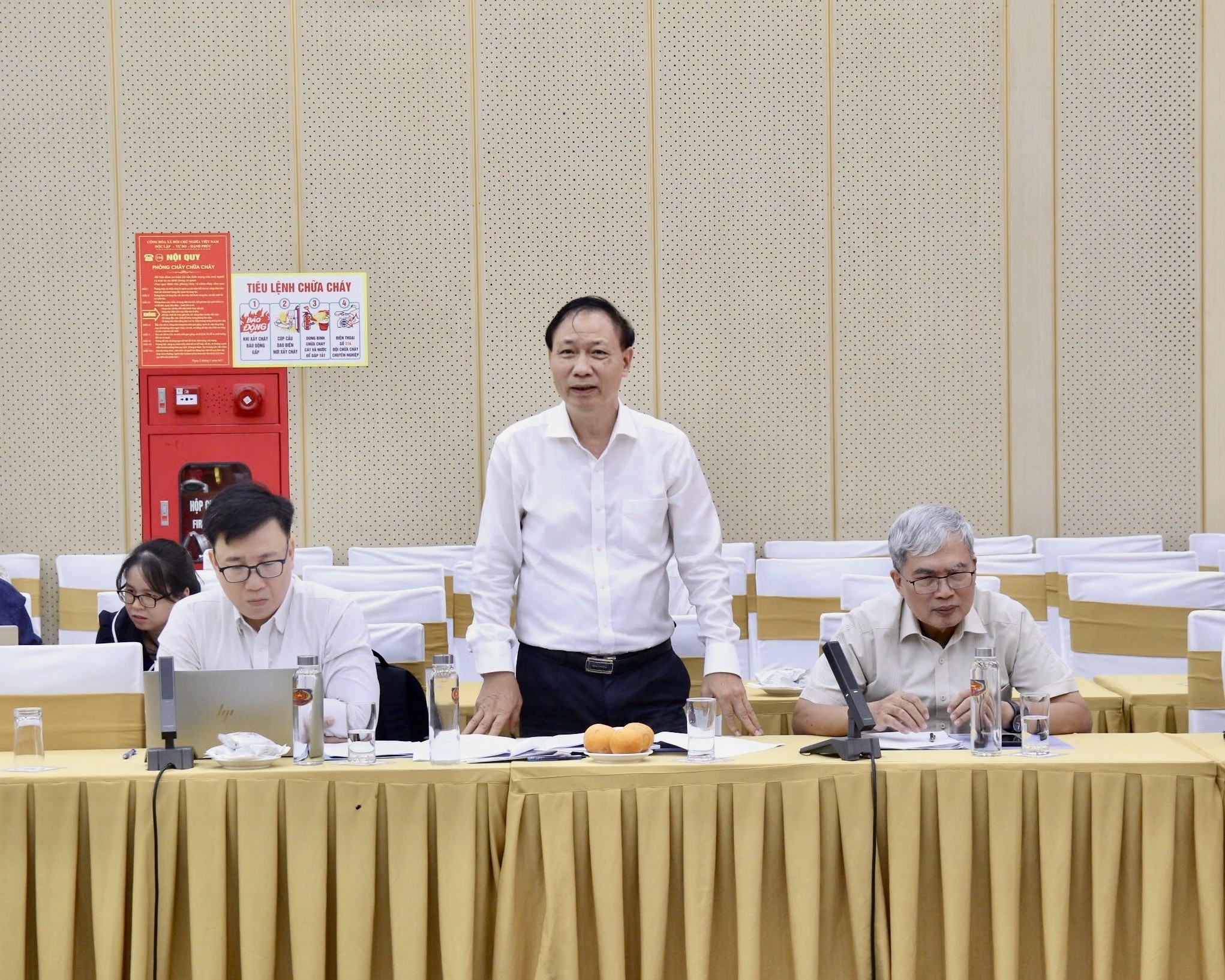 Thống nhất thủ tục ban hành quyết định hành chính, bảo đảm nền hành chính hiện đại, liêm chính, phục vụ và hiệu quả