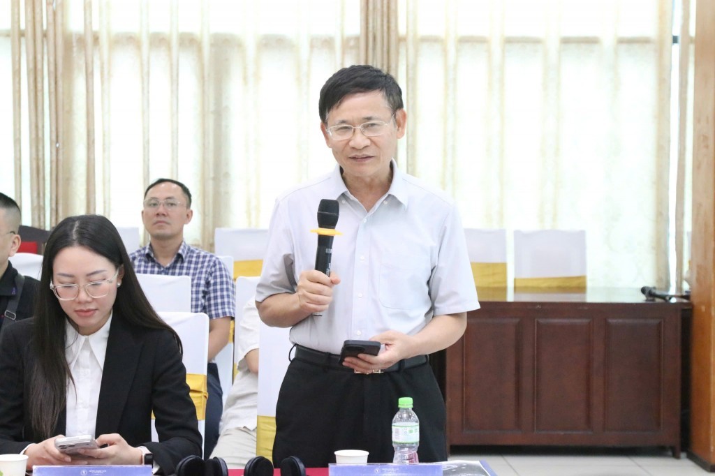 Luật sư Trương Thanh Đức, giám đốc công ty luật Anvi, trọng tài viên Viac phát biểu trong hội thảo