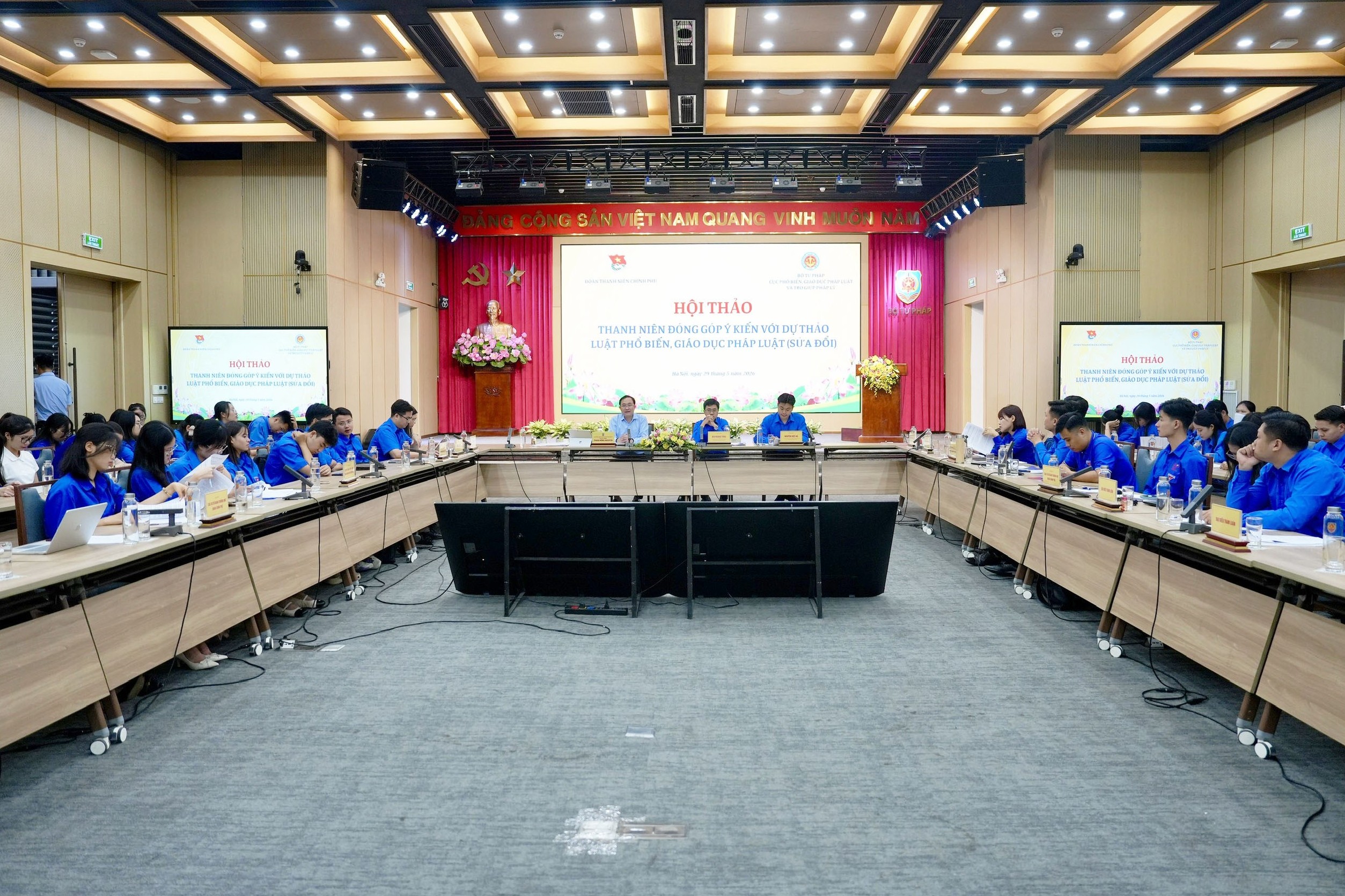Thanh niên Chính phủ đóng góp ý kiến với dự thảo Luật Phổ biến, giáo dục pháp luật (sửa đổi)