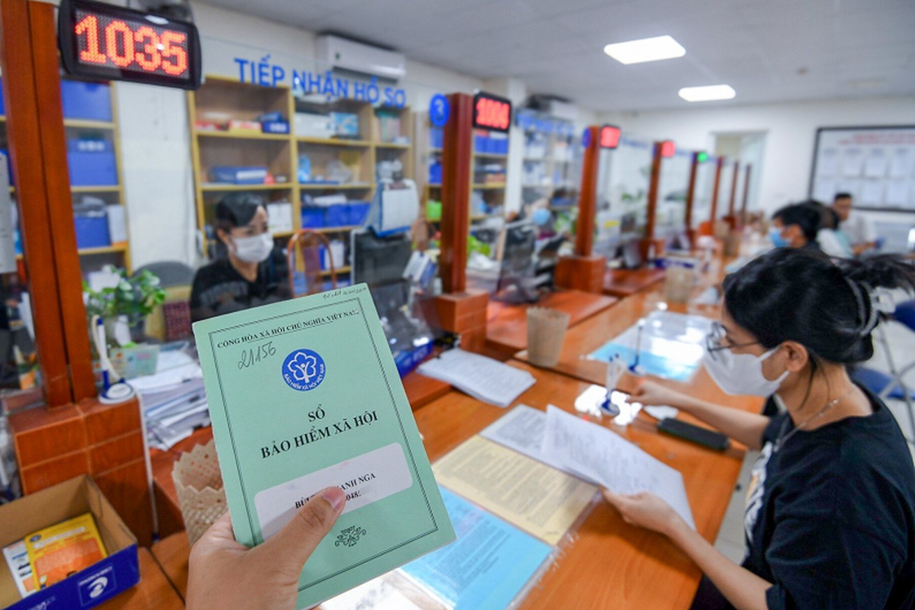 Mức đóng khi chuyển sang BHXH tự nguyện?