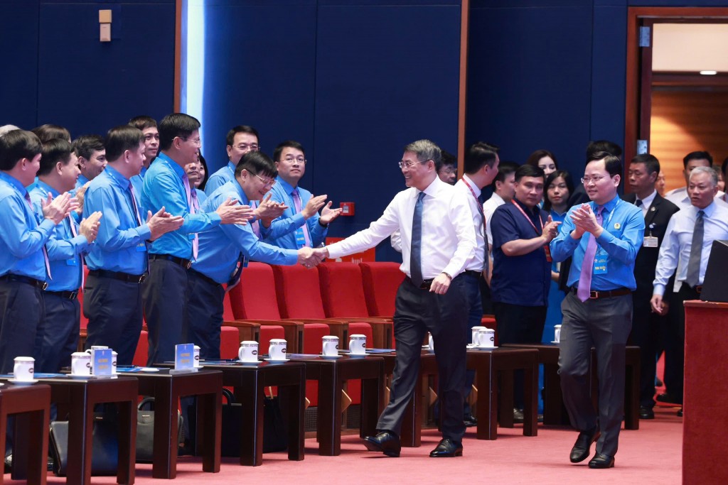 Công đoàn Việt Nam đồng hành với Chính phủ nâng cao năng suất lao động, thực hiện mục tiêu tăng trưởng hai con số
