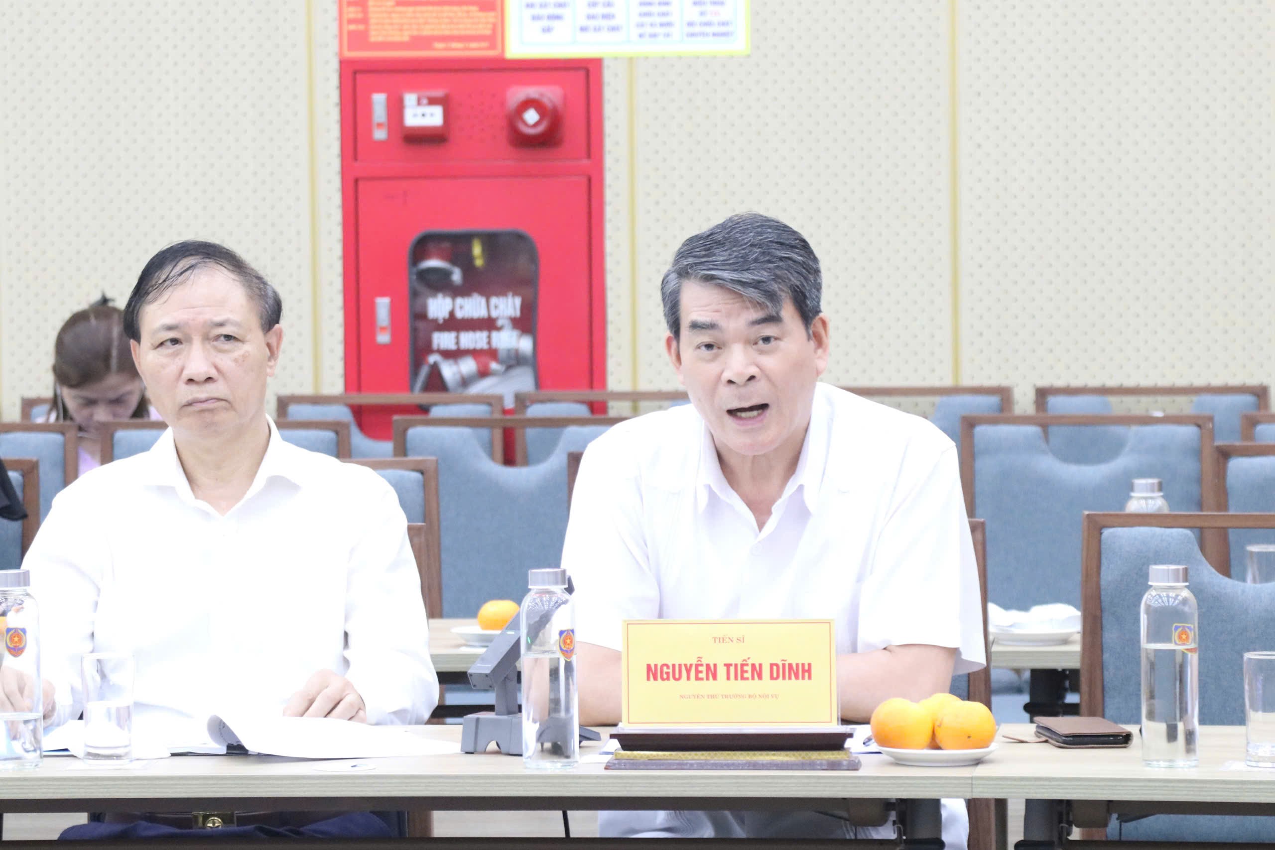 Tiếp tục hoàn thiện thể chế, nâng cao hiệu lực, hiệu quả hoạt động của chính quyền địa phương 02 cấp