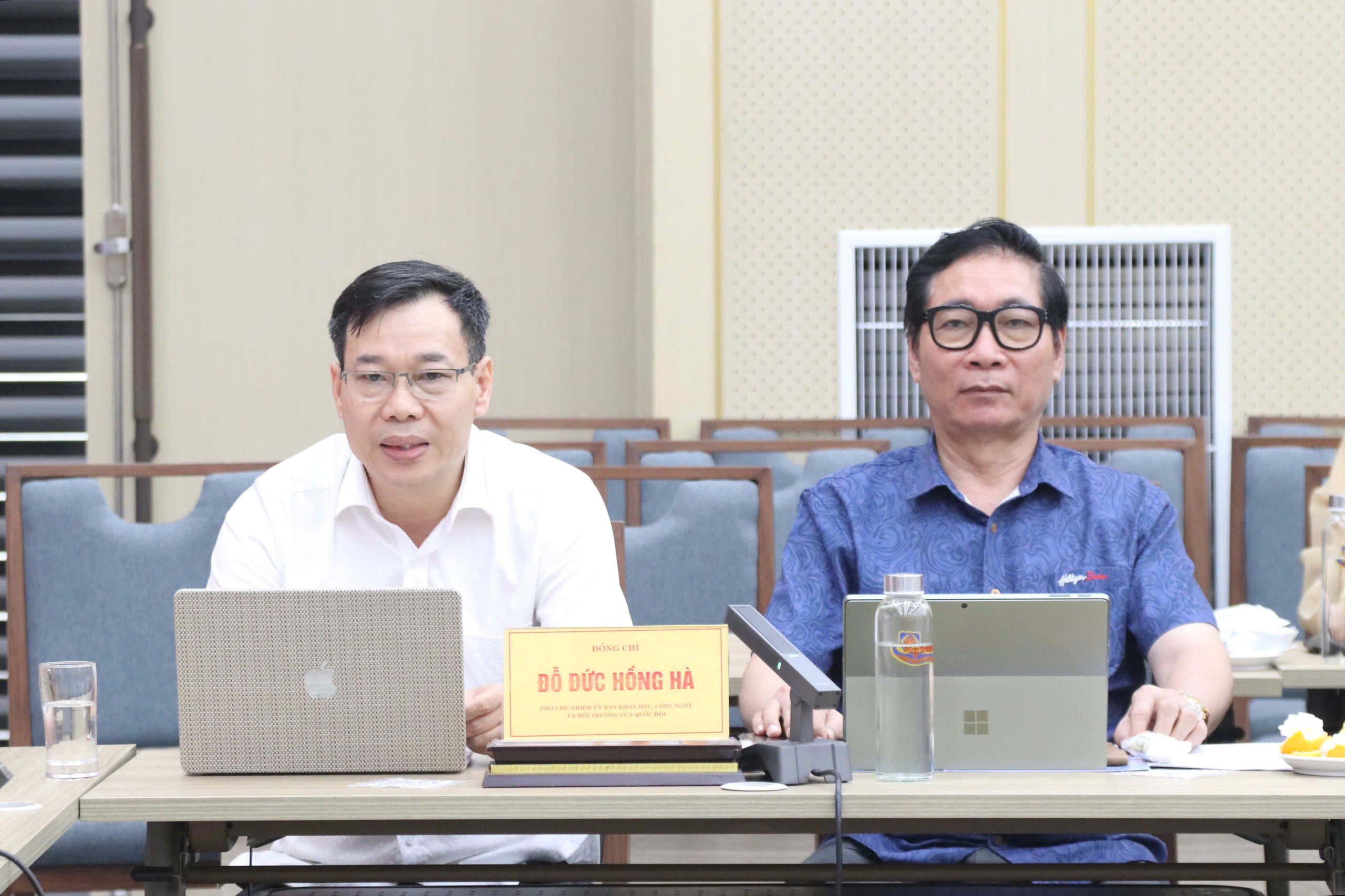Tiếp tục hoàn thiện thể chế, nâng cao hiệu lực, hiệu quả hoạt động của chính quyền địa phương 02 cấp