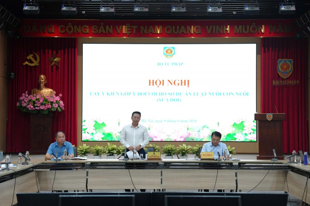 Lấy ý kiến hoàn thiện Hồ sơ dự án Luật Nuôi con nuôi (sửa đổi)
