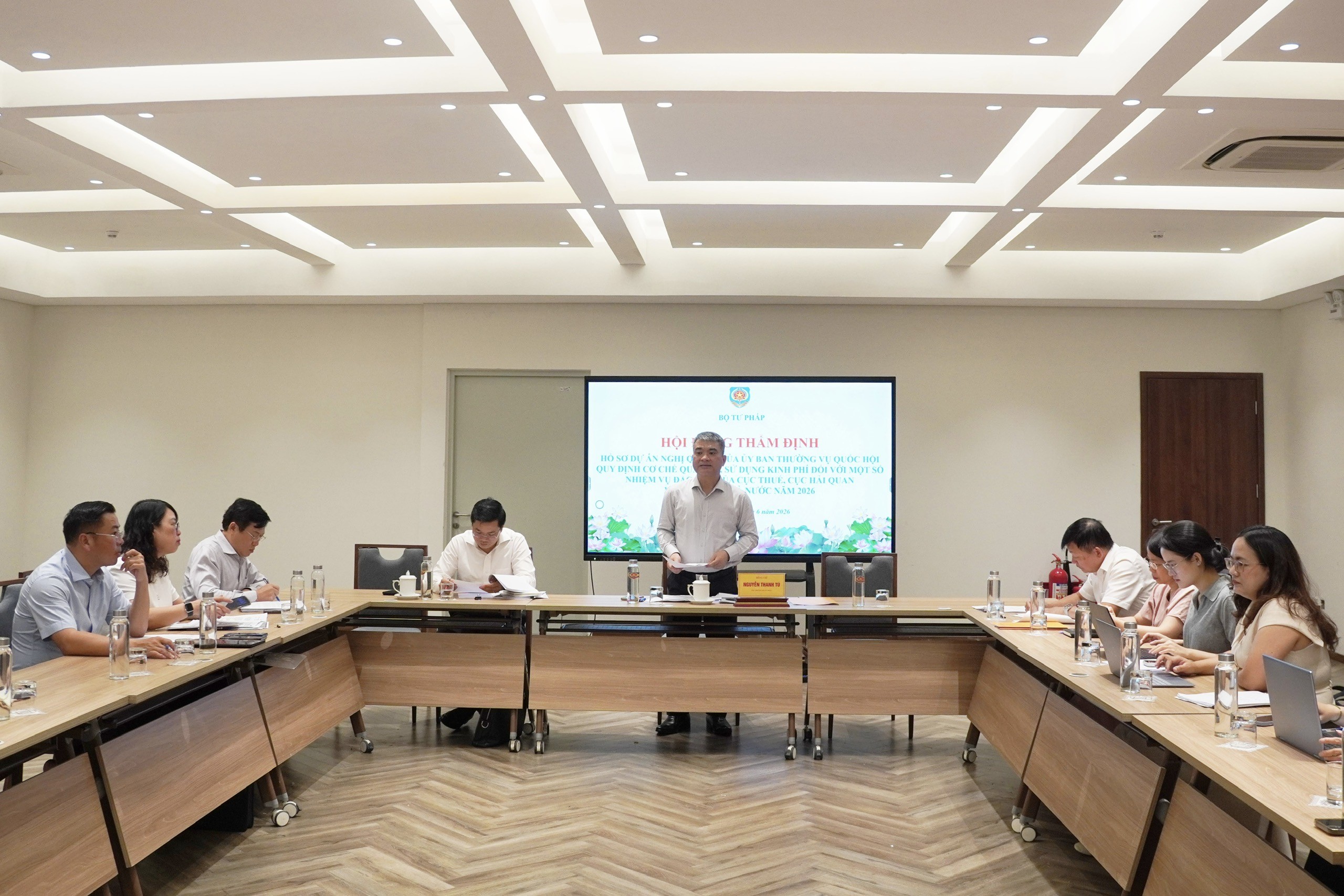 Cơ chế quản lý, sử dụng kinh phí đối với một số nhiệm vụ đặc thù của Cục Thuế, Cục Hải quan và Kho bạc Nhà nước năm 2026