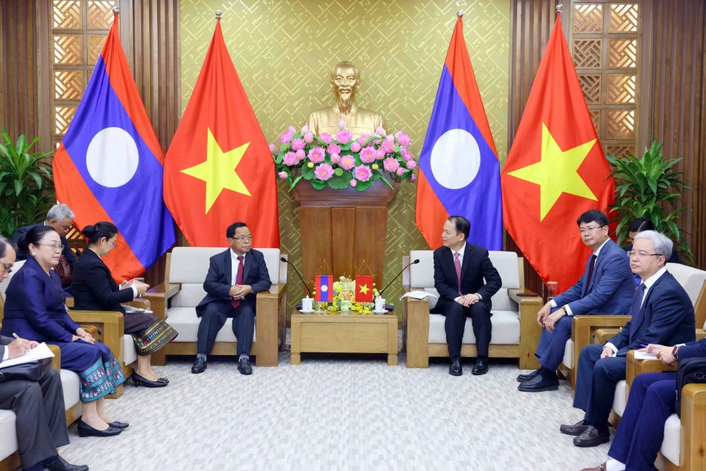 Tăng cường quan hệ hợp tác giữa hai Bộ Tư pháp Việt Nam - Lào