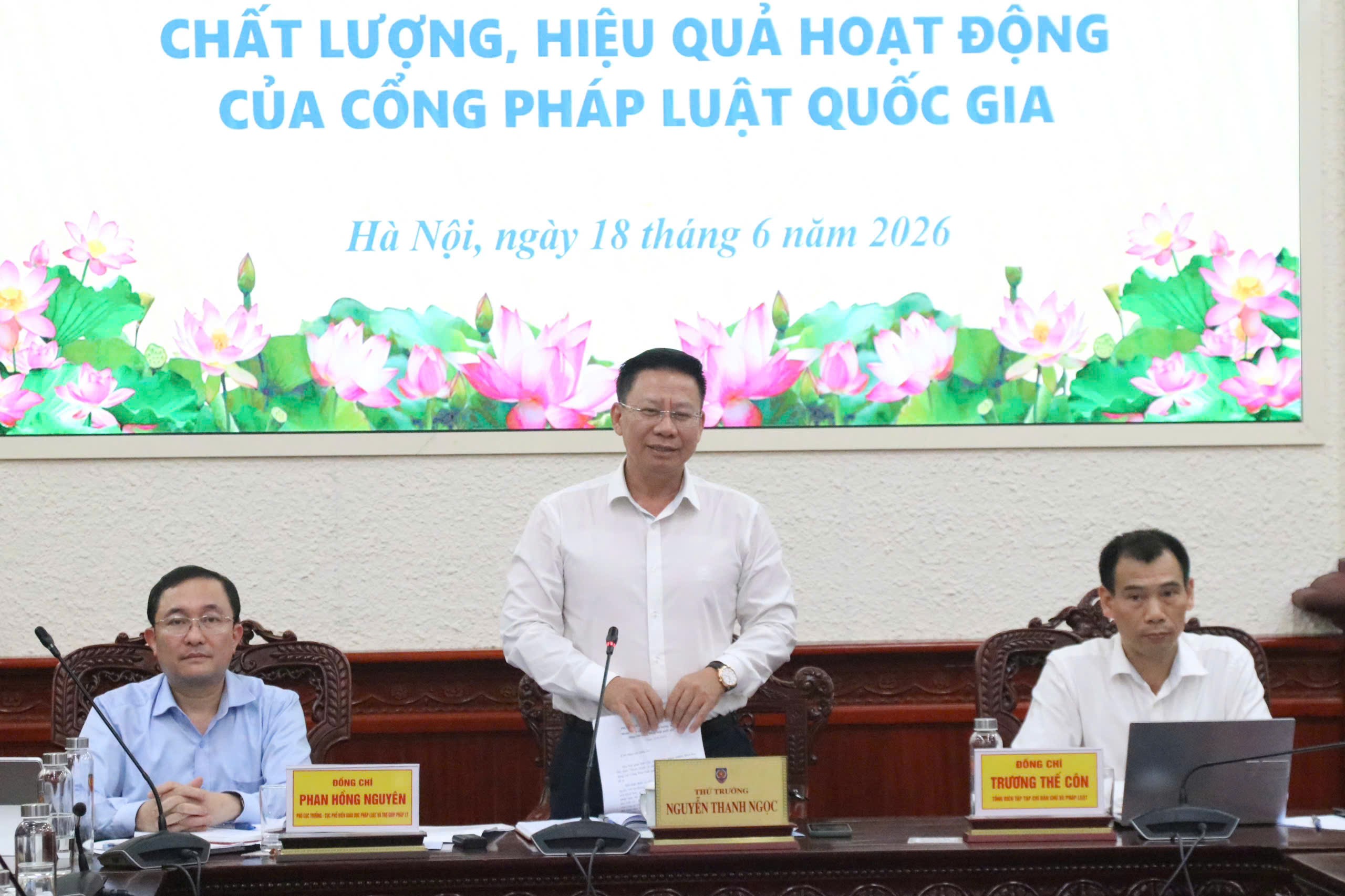Xây dựng, hoàn thiện Cổng Pháp luật quốc gia phát triển xứng tầm