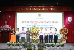Đổi mới báo chí, xuất bản, đáp ứng yêu cầu truyền thông chính sách, pháp luật trong kỷ nguyên số