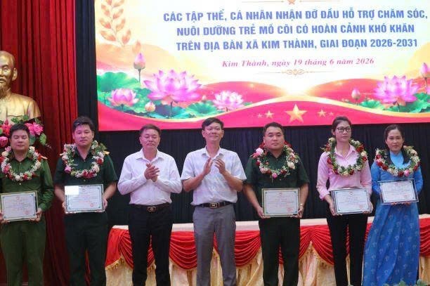 Xã Kim Thành đẩy mạnh Chương trình "Cha-Mẹ đỡ đầu"