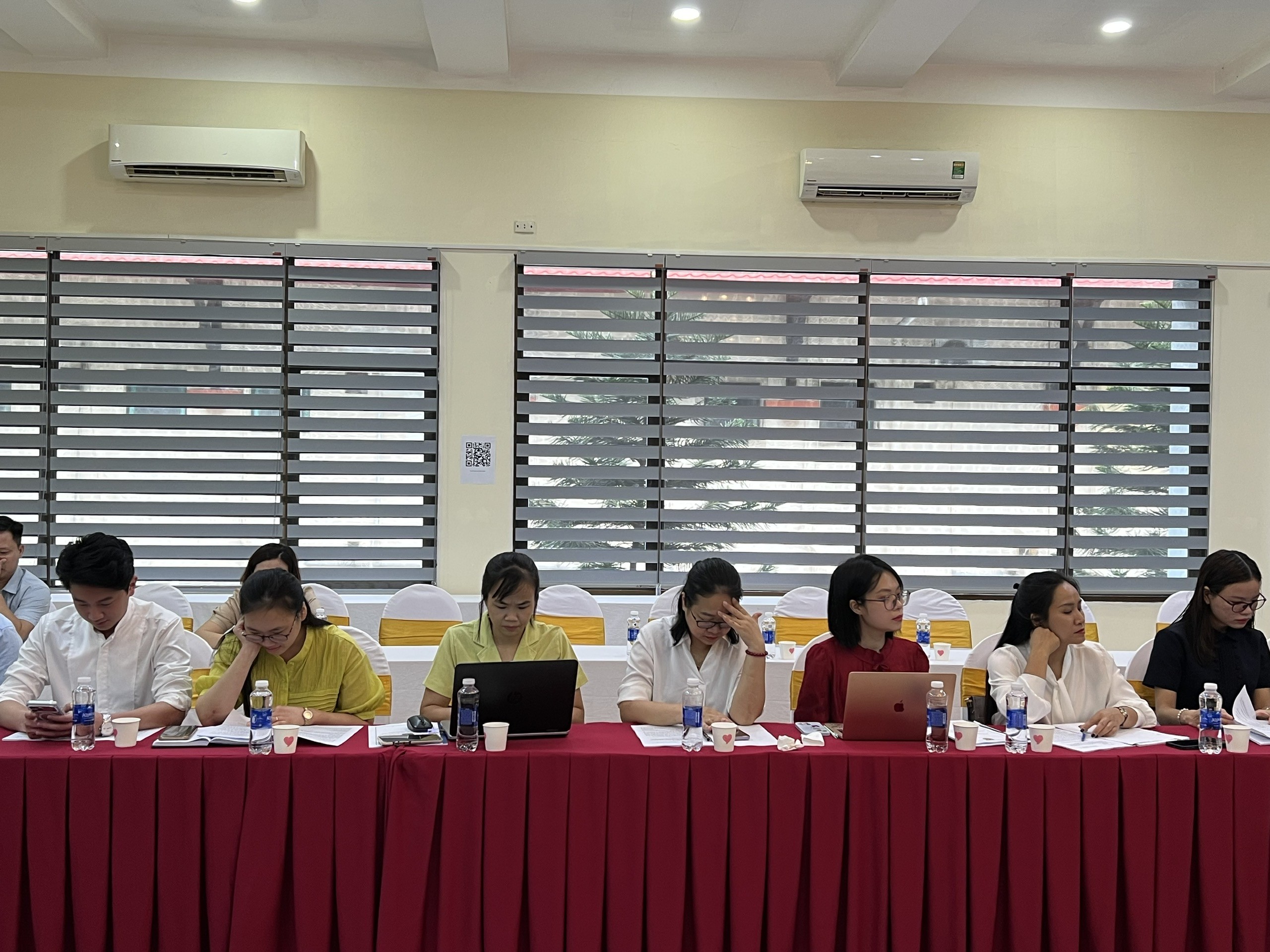 Khẩn trương thực hiện rà soát, xử lý văn bản quy phạm pháp luật nhằm bảo đảm hệ thống pháp luật phù hợp với tổ chức bộ máy mới
