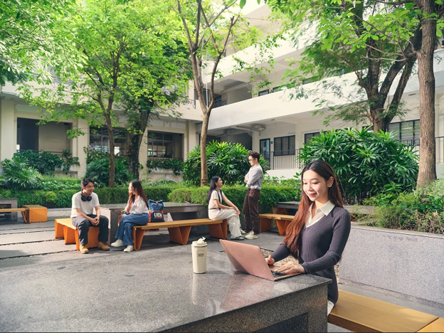 UEH - Đại học được Chính phủ lựa chọn, hướng mục tiêu phát triển chuẩn đại học tiên tiến châu Á