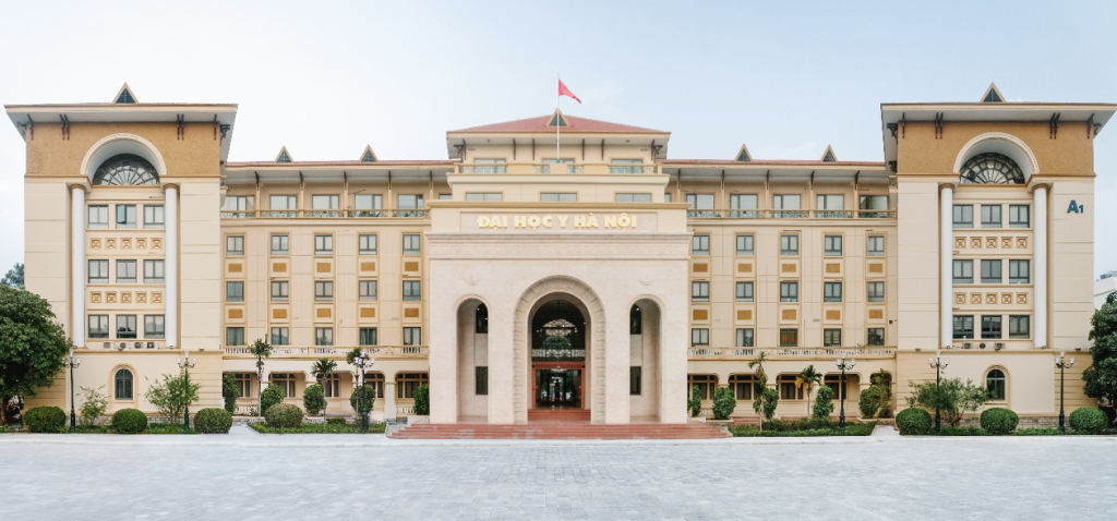 Tăng cường đầu tư phát triển Trường Đại học Y Hà Nội – giải pháp chiến lược xây dựng nguồn nhân lực y tế chất lượng cao cho đất nước