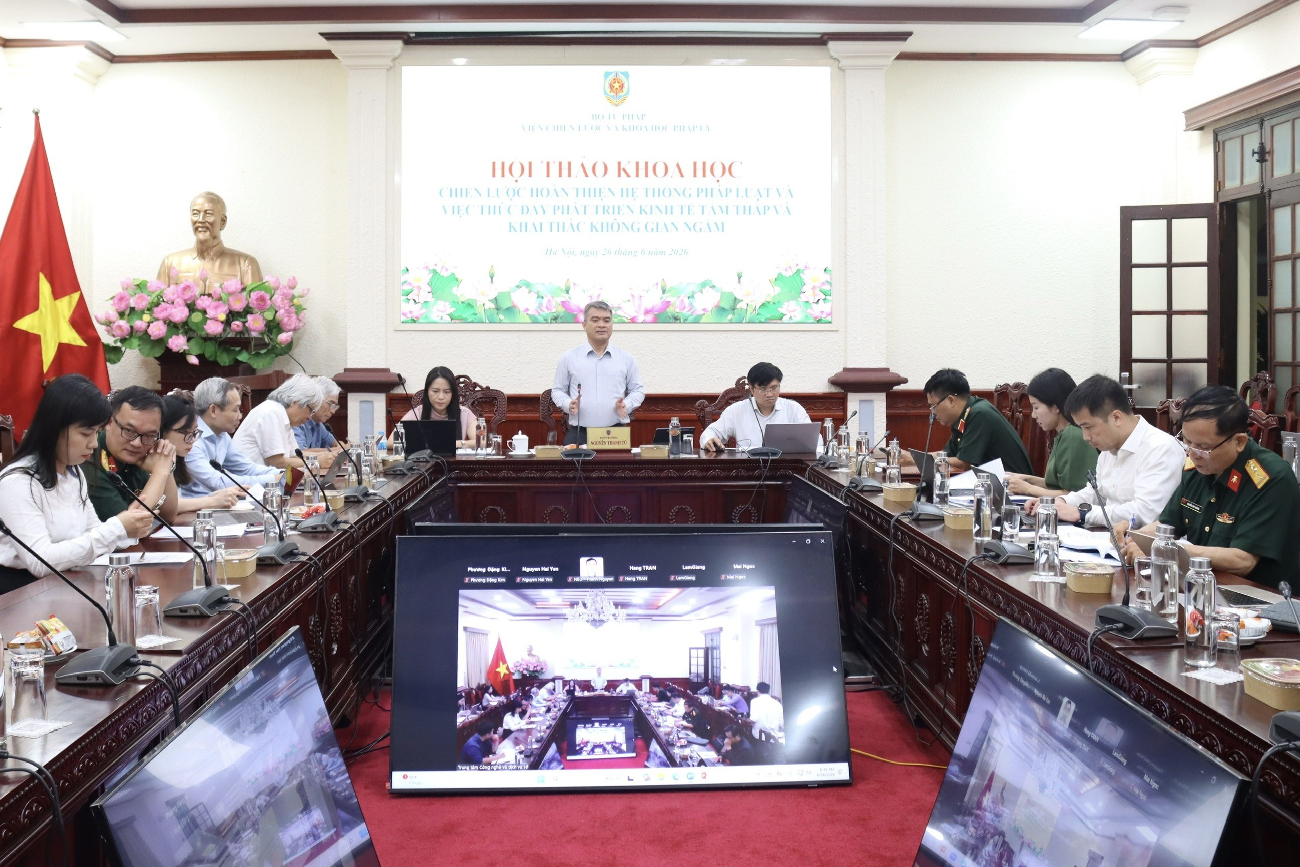 Thúc đẩy phát triển kinh tế tầm thấp và khai thác không gian ngầm