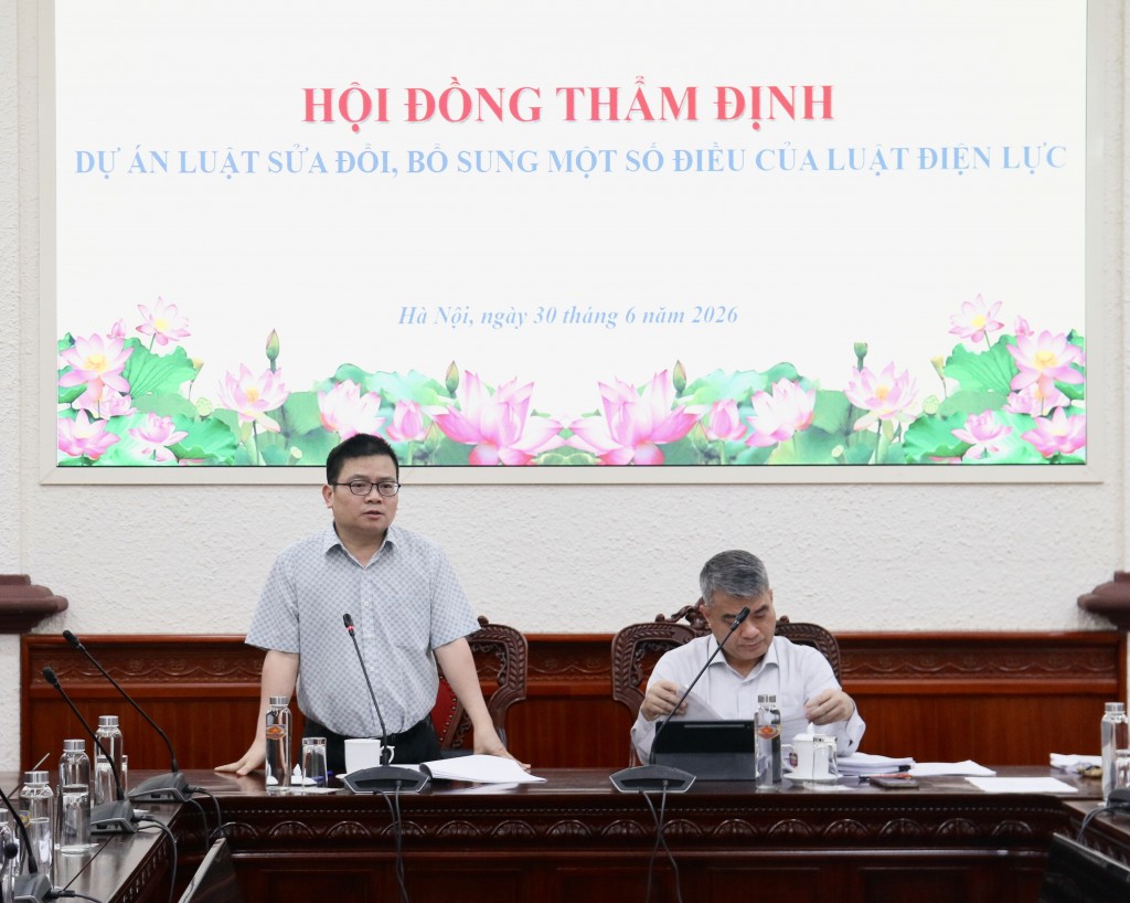 Hoàn thiện khuôn khổ pháp lý về điện lực đáp ứng yêu cầu phát triển mới