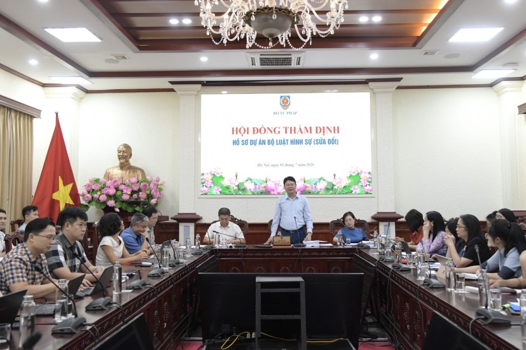 Hoàn thiện chính sách hình sự, nâng cao hiệu quả phòng ngừa, đấu tranh với tội phạm