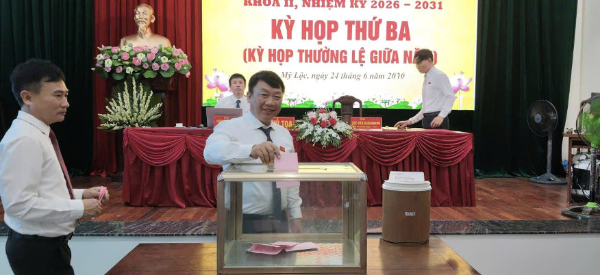 UBND phường Mỹ Lộc: phát huy truyền thống đoàn kết, nỗ lực thực hiện thắng lợi nhiệm vụ phát triển kinh tế - xã hội