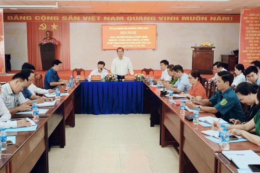 Phường Thới Long đẩy mạnh cải cách hành chính, nâng cao chất lượng phục vụ nhân dân