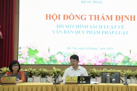 Hoàn thiện khuôn khổ pháp lý về quy trình xây dựng, ban hành văn bản quy phạm pháp luật