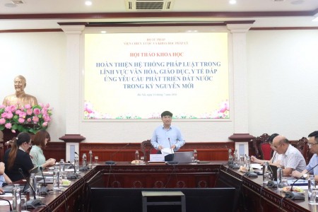 Đổi mới tư duy pháp luật trong các lĩnh vực văn hóa, giáo dục và y tế